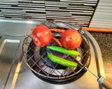 आलू और टमाटर का चोखा (aloo aur tamatar ka chokha recipe in Hindi) रेसिपी चरण 2 फोटो