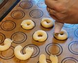 Foto del paso 7 de la receta: Masitas Secas Rizadas (con aceite, sin manteca)
