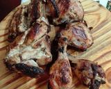 Foto del paso 6 de la receta: Pollo con miel y mostaza a las brasas con ensalada
