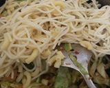 A picture of step 4 of Chicken and vegi Pasta.