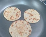 બિસ્કિટ ભાખરી (Biscuit Bhakhri Recipe In Gujarati) રેસીપી સ્ટેપ7ફોટો