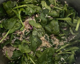 A picture of step 3 of Spinach and rice in lemon 🍋 😃.