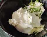 A picture of step 1 of Tzatziki Dip.