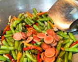 Foto langkah ke 12 dari resep Tumis Buncis Sosis.