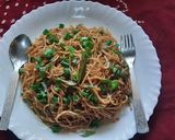 A picture of step 8 of Veg hakka noodles.