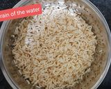 A picture of step 1 of Chatpati bhel.