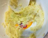 Gambar langkah 3 resipi Lemon Herb Chicken With Creamy Potatoes.