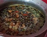 A picture of step 3 of Methi garlic rice.