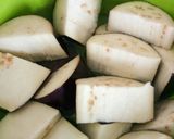 Foto langkah ke 1 dari resep Gulai Terung Ikan Asin.