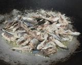 Foto langkah ke 2 dari resep Tumis Cue Pete Cabe Ijo.