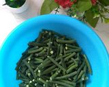Foto langkah ke 1 dari resep Tumis Kembang Turi dan Kacang Panjang.
