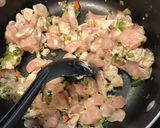 Foto del paso 2 de la receta: Arroz con pollo y maíz