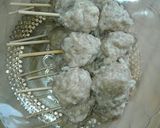 Foto langkah ke 1 dari resep Bakso bakar pedes.