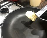 Foto del paso 9 de la receta: Crepes rellenos de picada de pescado y marisco con salsa al cava