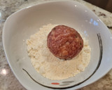 Foto del paso 4 de la receta: Albóndigas con jamón en salsa de Pedro Ximénez con patatas