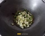 A picture of step 5 of Maharashtrian Kanda Poha.