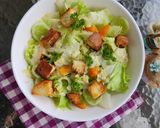 A picture of step 3 of Caesar Salad.