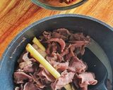 Foto langkah ke 3 dari resep Lidah Sapi Sambal Kecombrang.