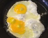Foto del paso 5 de la receta: Chilaquiles verdes con huevo