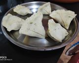 सूजी के स्वादिष्ट समोसे (Suji ke swadisht samose recipe in hindi) रेसिपी चरण 2 फोटो