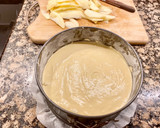 Foto del paso 7 de la receta: Pastel de manzana, pasas y nueces tipo alemán