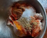 झटपट चिकन ग्रेव्ही (Chicken Gravy Recipe In Marathi) रेसिपी स्टेप 1 फोटो