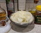 Foto del paso 1 de la receta: Cebolla confitada al vino blanco