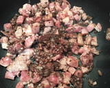Foto del paso 2 de la receta: Col con patata y butifarra negra. En mi tierra « trinxat de la cerdanya »