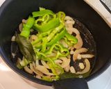 Foto del paso 3 de la receta Solomillo de cerdo en salsa de verduras