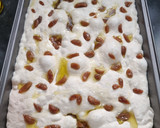 Foto del paso 6 de la receta: Focaccia de ajo confitado y masa madre