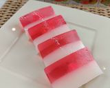 Foto langkah ke 5 dari resep Jelly Merah Putih.