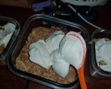 Foto langkah ke 5 dari resep Regal Dessert Box.