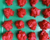 Foto langkah ke 4 dari resep Strawberry pineapple cookies.