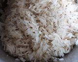 जिरा राईस (jeera rice recipe in marathi) रेसिपी स्टेप 2 फोटो 