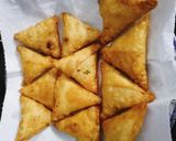 A picture of step 8 of Qeema(mini) Samosa K&Ns style.