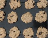 Foto langkah ke 3 dari resep Cemilan Cookies Diet 3 Bahan Oatmeal Pisang Kismis Hanya 60 kalori.