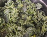 Foto del paso 3 de la receta: Salteado de verduras y longaniza con salsa de sobrasada