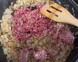 Foto del paso 1 de la receta: Berenjenas rellenas de carne y bechamel