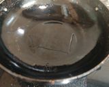 A picture of step 3 of Spinach Chicken with Coconut Milk.