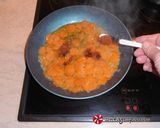 Φωτογραφία βήματος 6 της συνταγής “Carrot Pizza”, με gouda και κόκκινο κρεμμύδι
