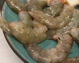 Foto del paso 5 de la receta Alubias con langostinos y choco 😆😆