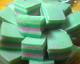 Foto langkah ke 4 dari resep Kue Lapis Terigu sederhana.