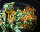 Foto langkah ke 3 dari resep Acar timun wortel.