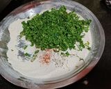 मेथी का पराठा (methi ka paratha recipe in Hindi) रेसिपी चरण 2 फोटो
