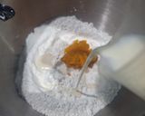 Foto langkah ke 2 dari resep Bakpao Labu Kuning Isi Cokelat.