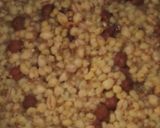 A picture of step 3 of Spicy Khichdo of seven grains.