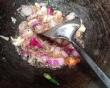 Foto langkah ke 3 dari resep Cumi tumis cabe bawang simpel tapi enak.