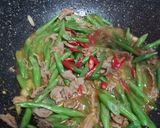 Foto langkah ke 3 dari resep Buncis daging pedas saos tiram.
