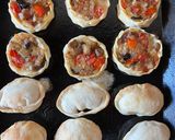 Foto del paso 1 de la receta: Canastas de 🍆 🧅 🍅 🧄 🫒 y empanadas de jamón & mozzarella 😋