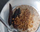 मसाला सूजी उत्तपम (Masala suji uttapam recipe in hindi) रेसिपी चरण 1 फोटो